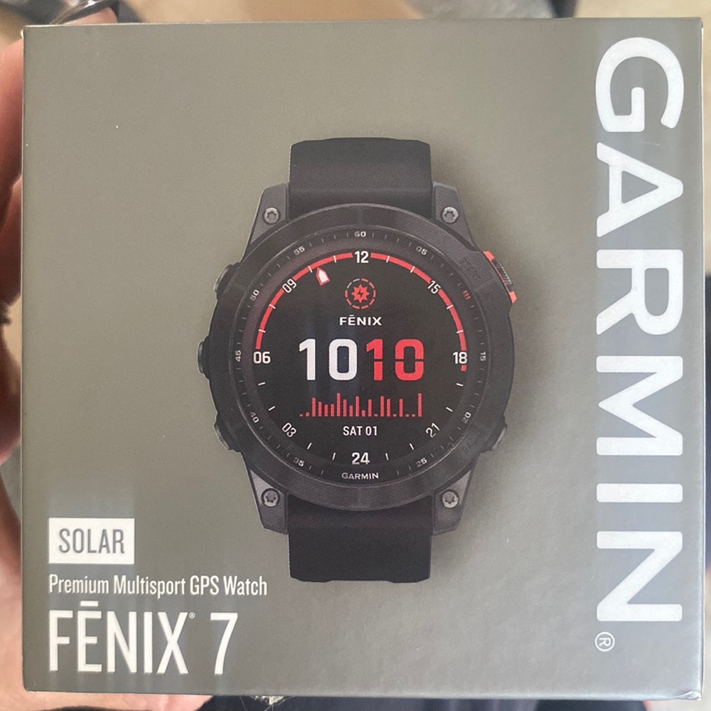 Amazing GARMIN FENIX 7 SOLAR watch